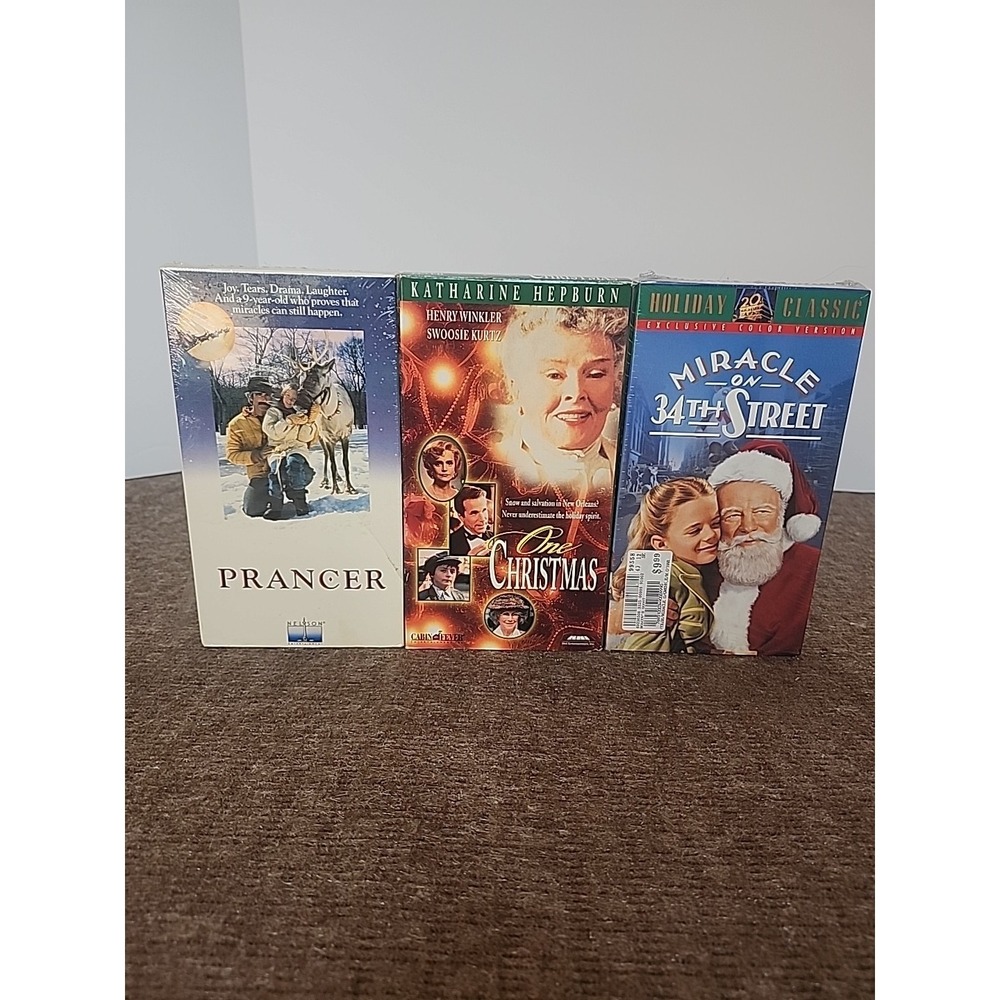 vhs lot Christmas Movies